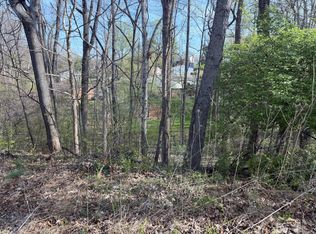 1813 Parker Ln #18, Vinton, VA 24179