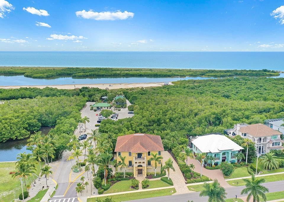 1st image of 500 Spinnaker Dr