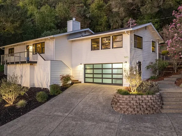 1625 Madrone Avenue, Healdsburg, CA 95448