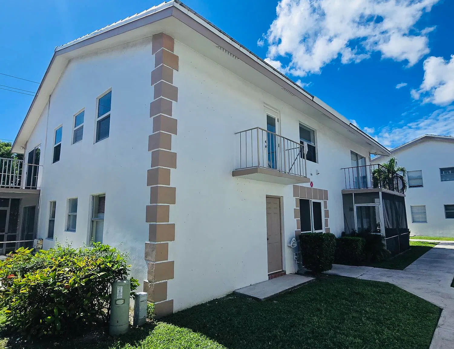 1 bed, 1.0 bath, 740 sqft, $1,550 — Photo 1