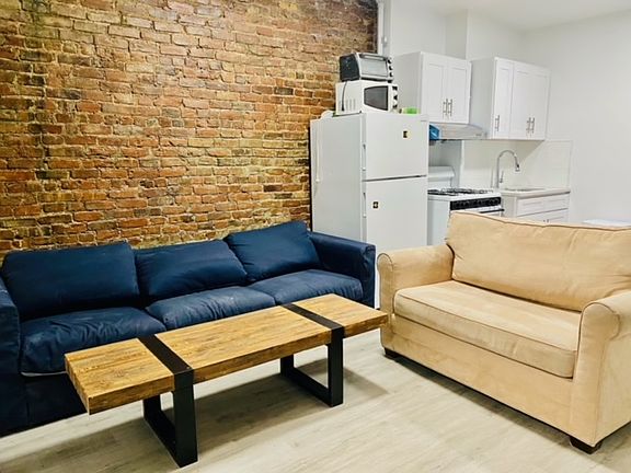 3rd image of 228 Elizabeth St APT 4F