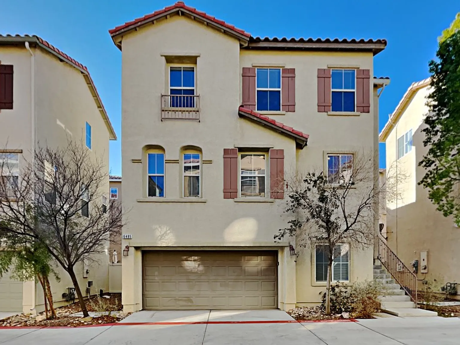 3 bed, 3.0 bath, 1404 sqft, $2,015 — Photo 1