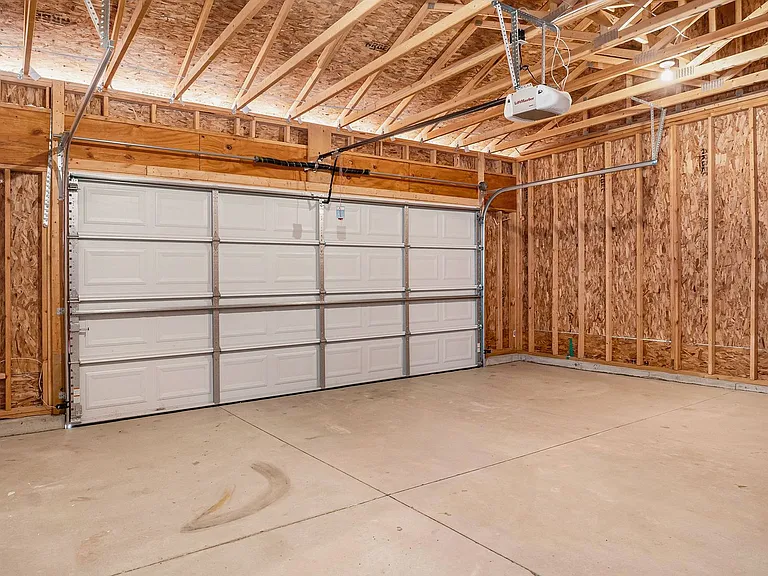 1597 Carolyn Dr — Photo 22