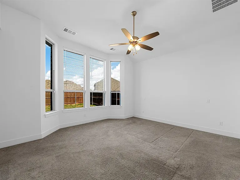 2025 Saint Andrews Dr — Photo 12