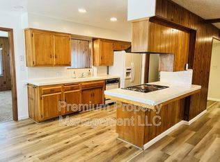 6212 Friant Dr, Bakersfield, CA 93309