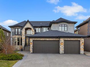 32 E Aspen Ridge Mnr SW, Calgary, AB T3H 0T4