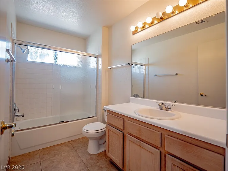 1401 Linnbaker Ln #202 — Photo 12