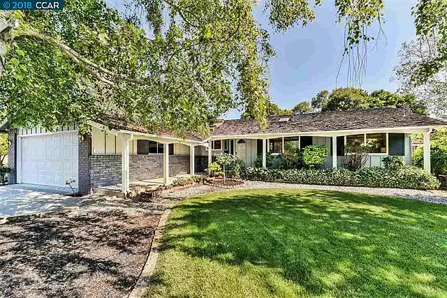 310 Candleberry Rd photo 1