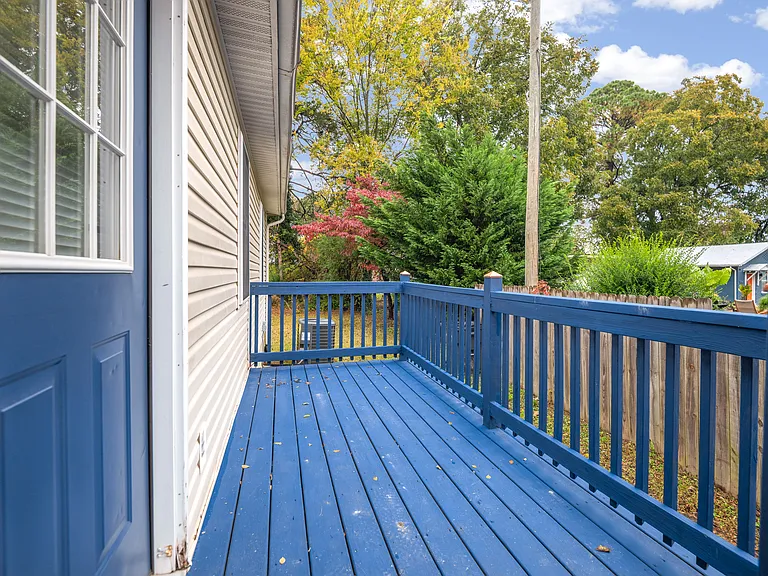 514 Highland Ave — Photo 29