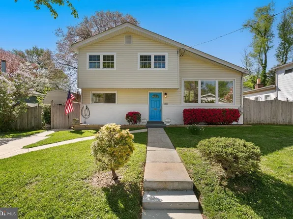 5904 Holland Rd, Rockville, MD 20851