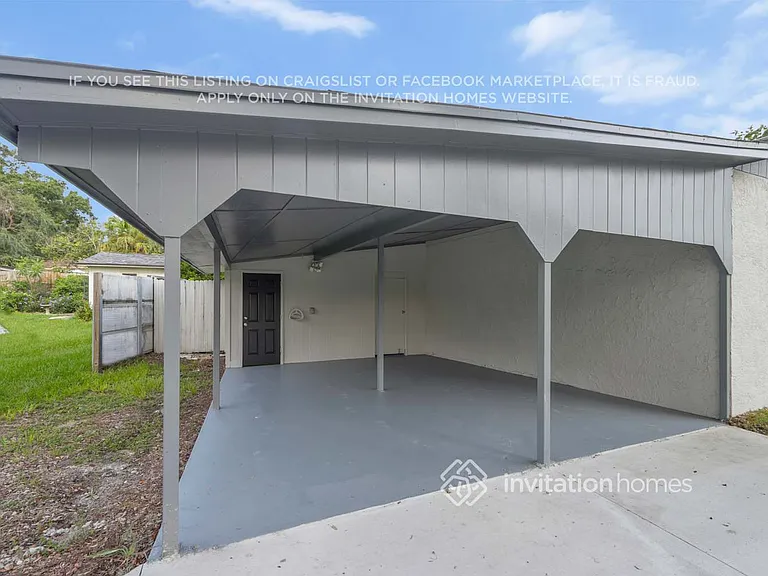 810 Bishop Pl — Photo 4