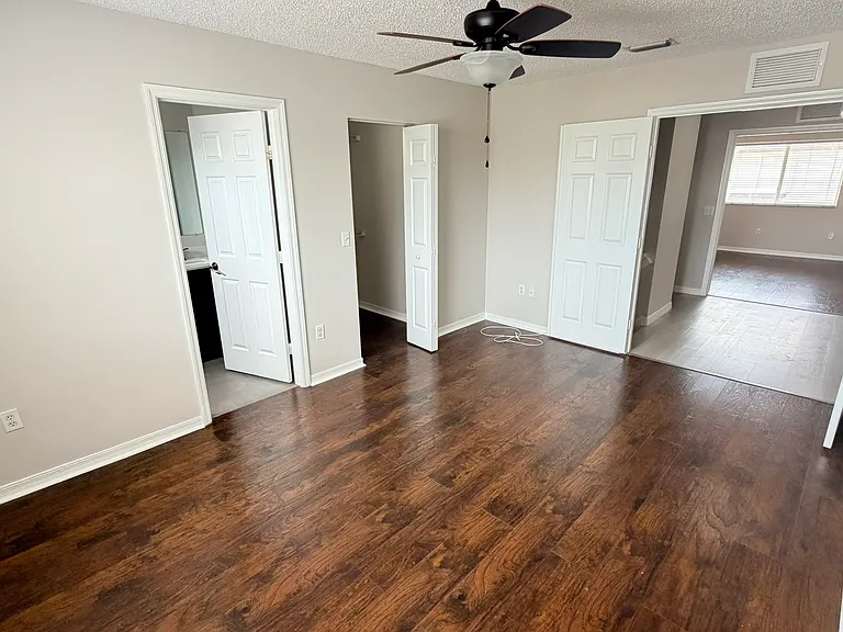 2202 SE 23rd Ter — Photo 31