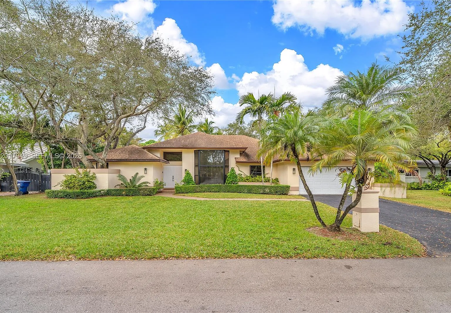 Bouganvillea Court Homesi — Photo 1