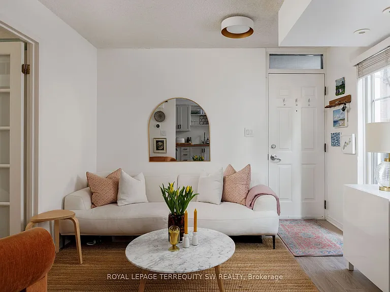 30 Western Battery Rd #315 — Photo 3