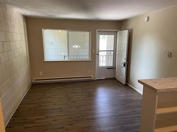5th image of 225 N Sherwood St APT 3I
