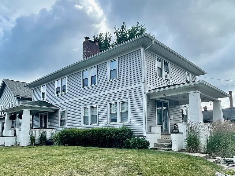 5203 Broadway St #5203 — Photo 1
