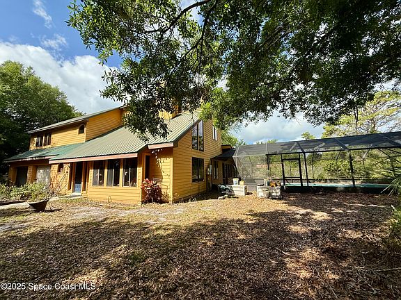 3rd image of 1260 War Eagle Blvd
