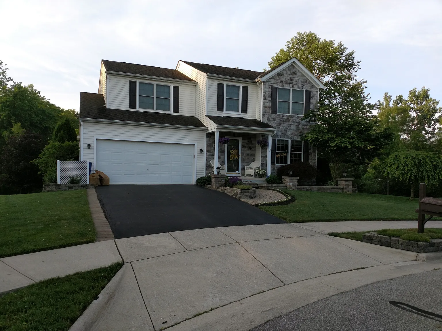 527 Round Pearl Ct photo 1