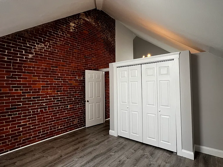 36 Abbott Street — Photo 66