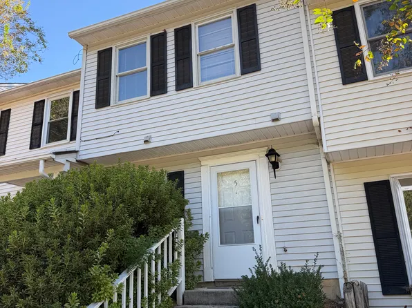 5 Durbin Pl, Durham, NC 27705