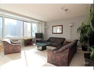 211 Eighteen E Oh State Highway 2018 201, Chicago, IL 60611