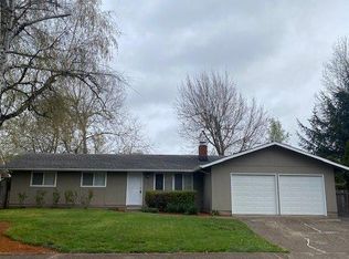 145 Lynnbrook Dr, Eugene, OR 97404
