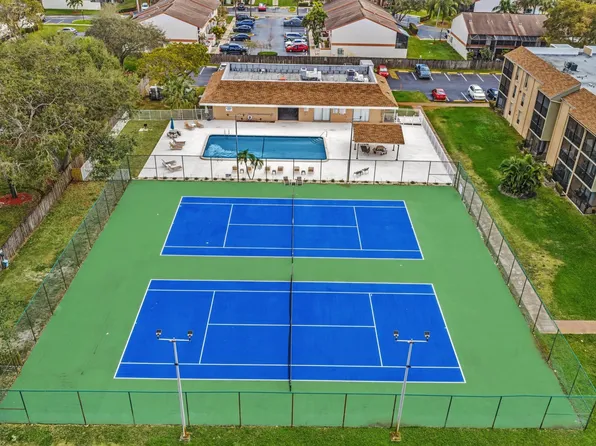 7175 Orange Drive #111H, Davie, FL 33314