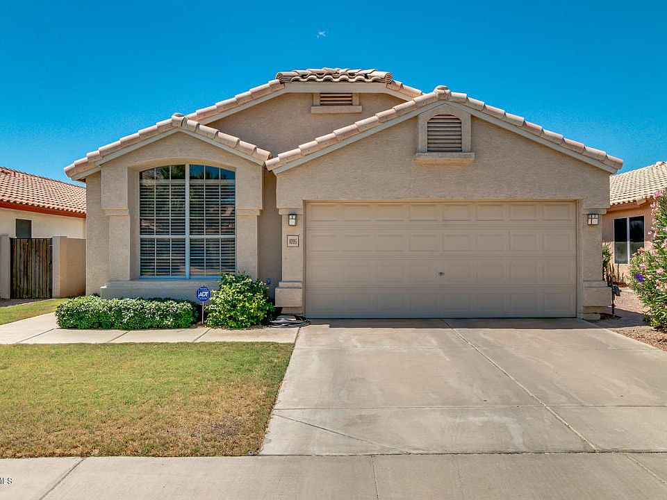 1st image of 1095 W Macaw Dr