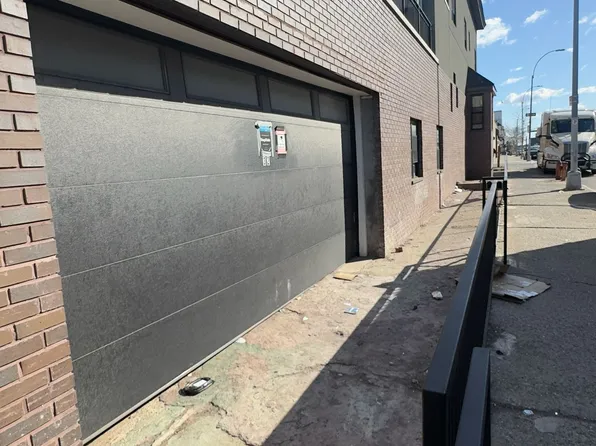 32 Radde Place image 3 of 27