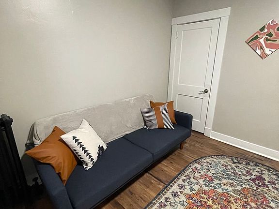 5th image of 4828 Liberty Ave #22