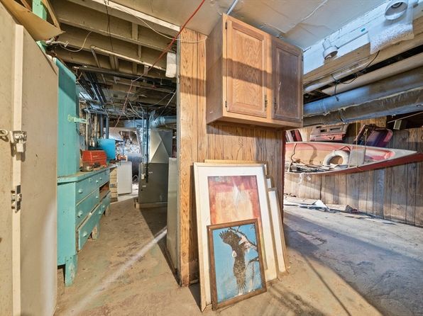 boston-massachusetts-59110492 picture