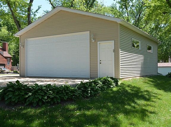 4th image of 35426 N Sheridan Dr