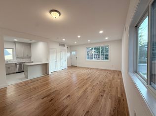 113 Jerome Ave #1, Staten Island, NY 10305
