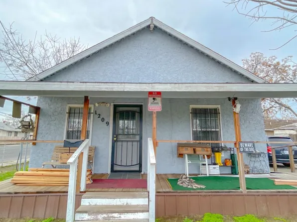 1209 N Thesta St, Fresno, CA 93703