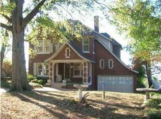 89 S Crest Rd, Chattanooga, TN 37404