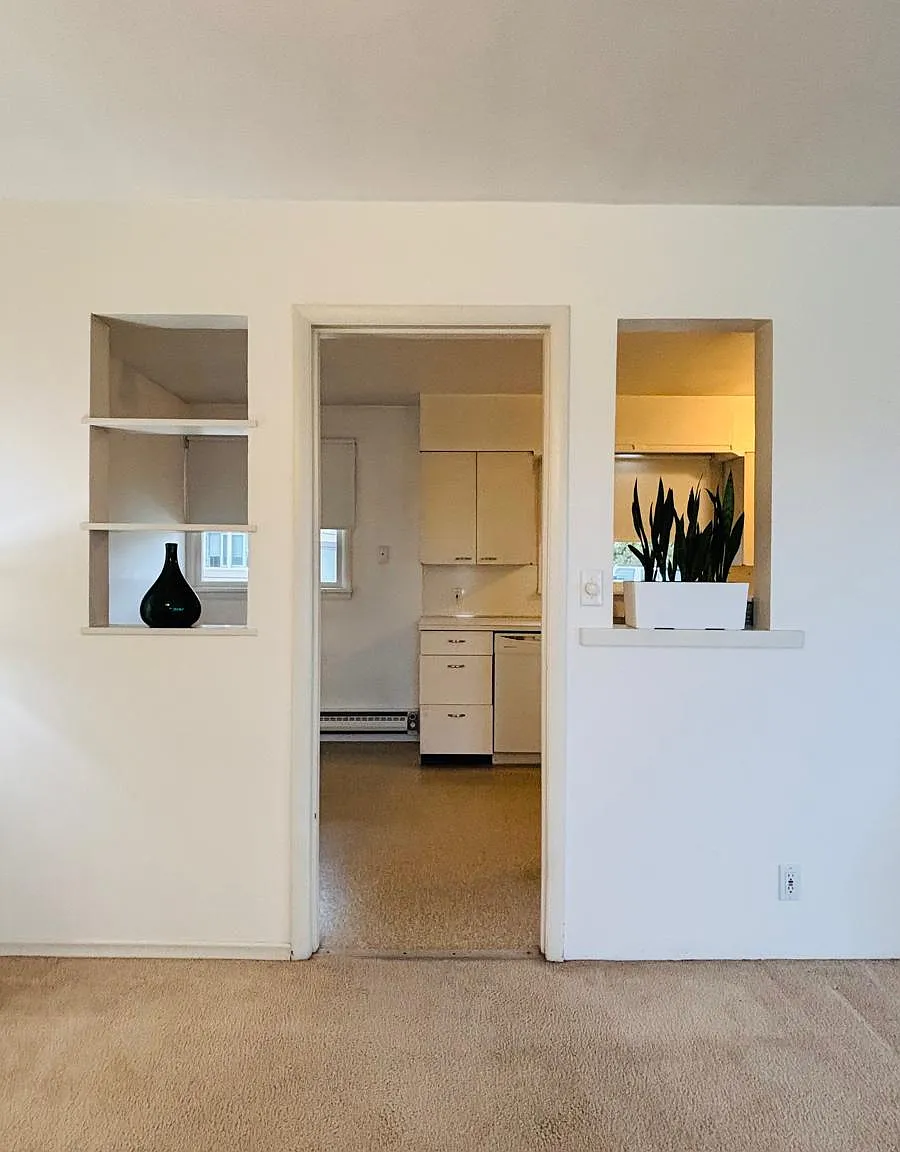 2 bed, 1250 sqft, $2,550 — Photo 1