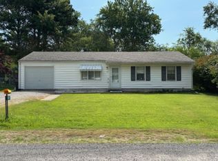 808 Tulsa Ave, Salem, IL 62881