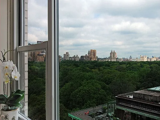 Sold by Sotheby's International Realty | media 5