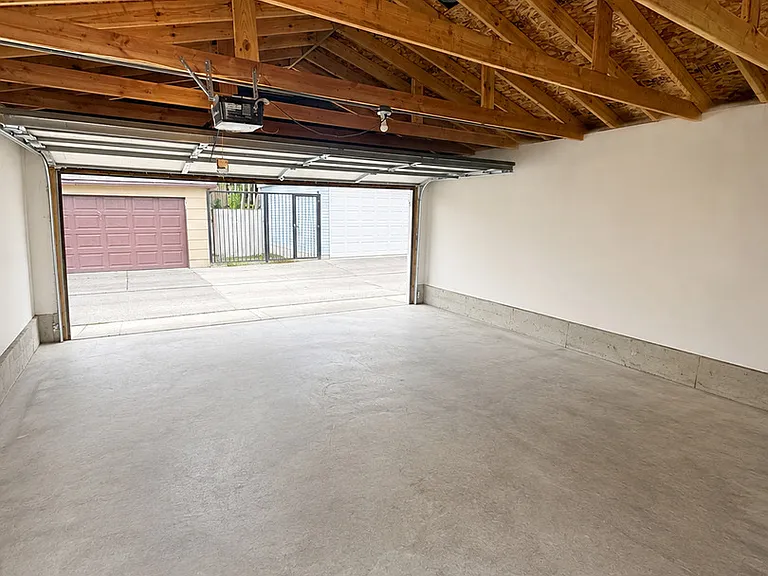 4925 W Henderson St #2 — Photo 18