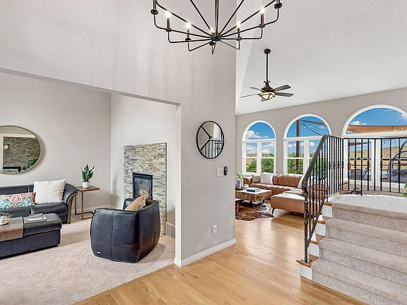 3rd image of 4525 Idledale Dr