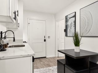 1702 Malcolm Ave, Los Angeles, CA 90024