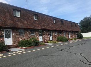 1144 Elm St #6, West Springfield, MA 01089