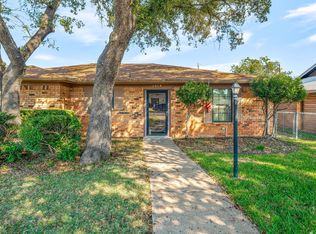 1514 Thomas Ln, Graham, TX 76450