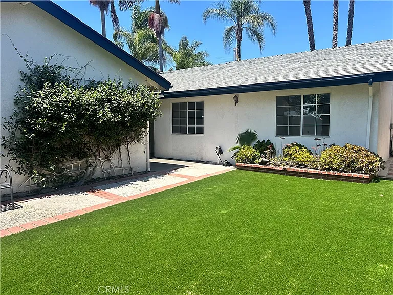 5011 Greencap Ave — Photo 3