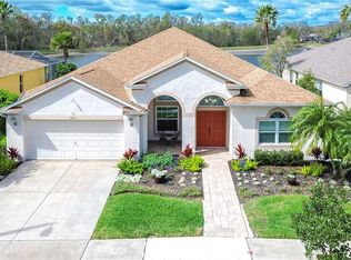 9511 Laurel Ledge Dr, Riverview, FL 33569