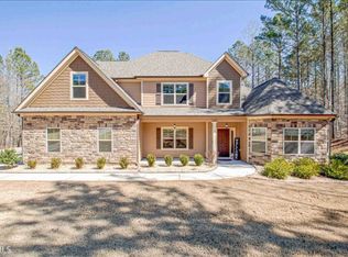 205 Blossom Ln, Newnan, GA 30263