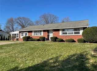 331 Brookcrest Dr, Endwell, NY 13760