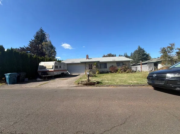 411 Sycamore Ave, Woodburn, OR 97071
