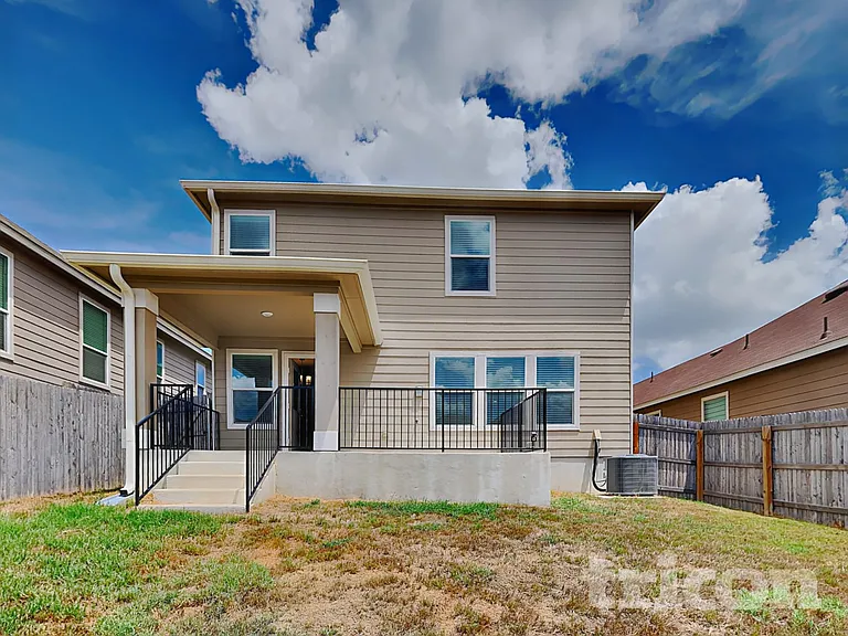 1519 Overlook Bank — Photo 16