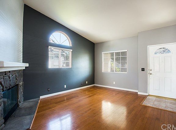 3rd image of 9293 Sierra Vista Cir